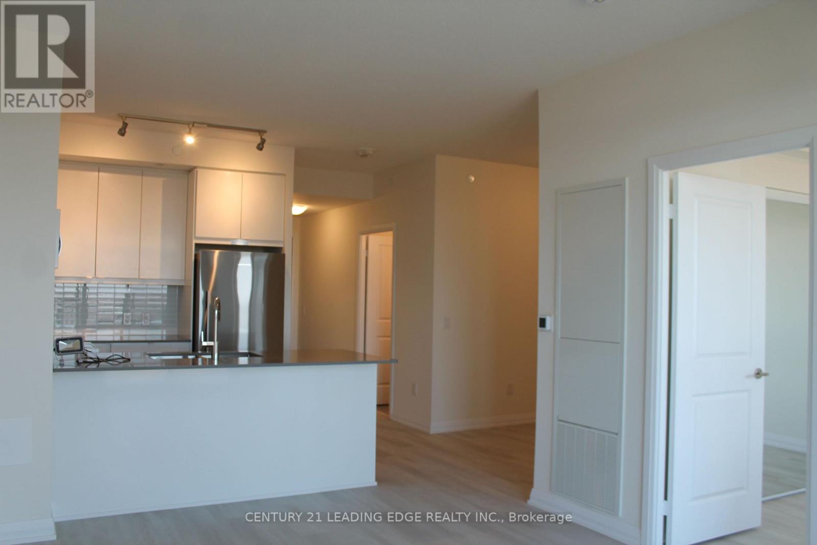 2003 - 3260 Sheppard Avenue E, Toronto, Ontario M1T 3K3 - Photo 8 - E12576118