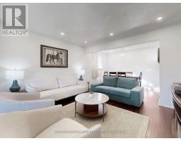 28 RONWAY CRESCENT, Toronto, Ontario