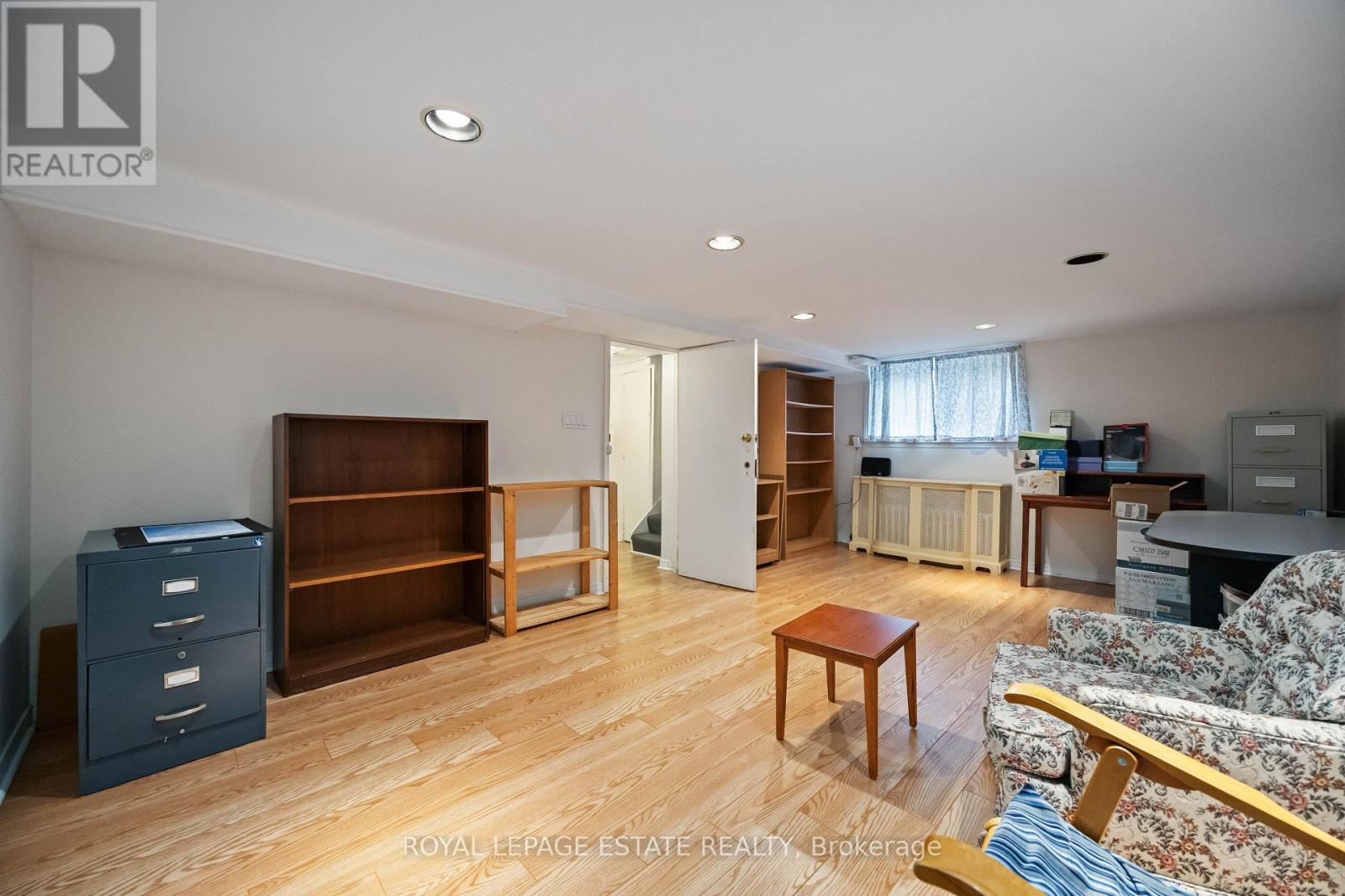 877 Broadview Avenue, Toronto, Ontario  M4K 2P9 - Photo 23 - E12576180