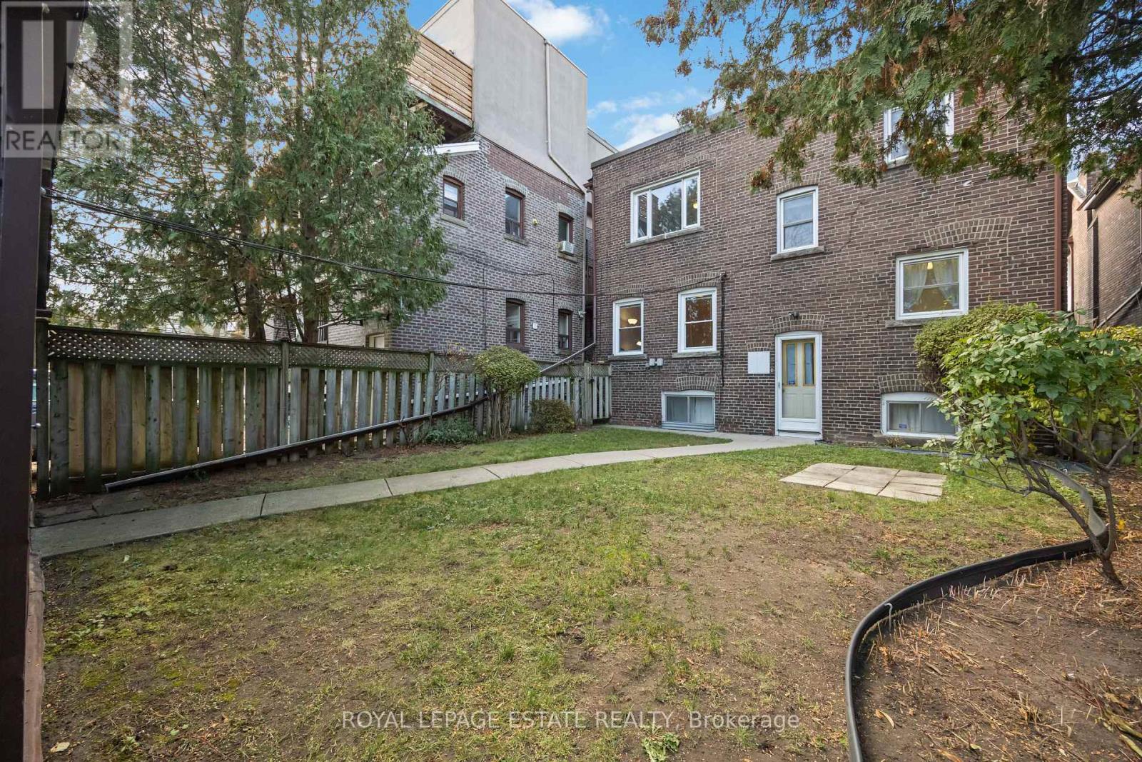 877 Broadview Avenue, Toronto, Ontario  M4K 2P9 - Photo 29 - E12576202