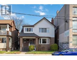 877 BROADVIEW AVENUE, Toronto, Ontario