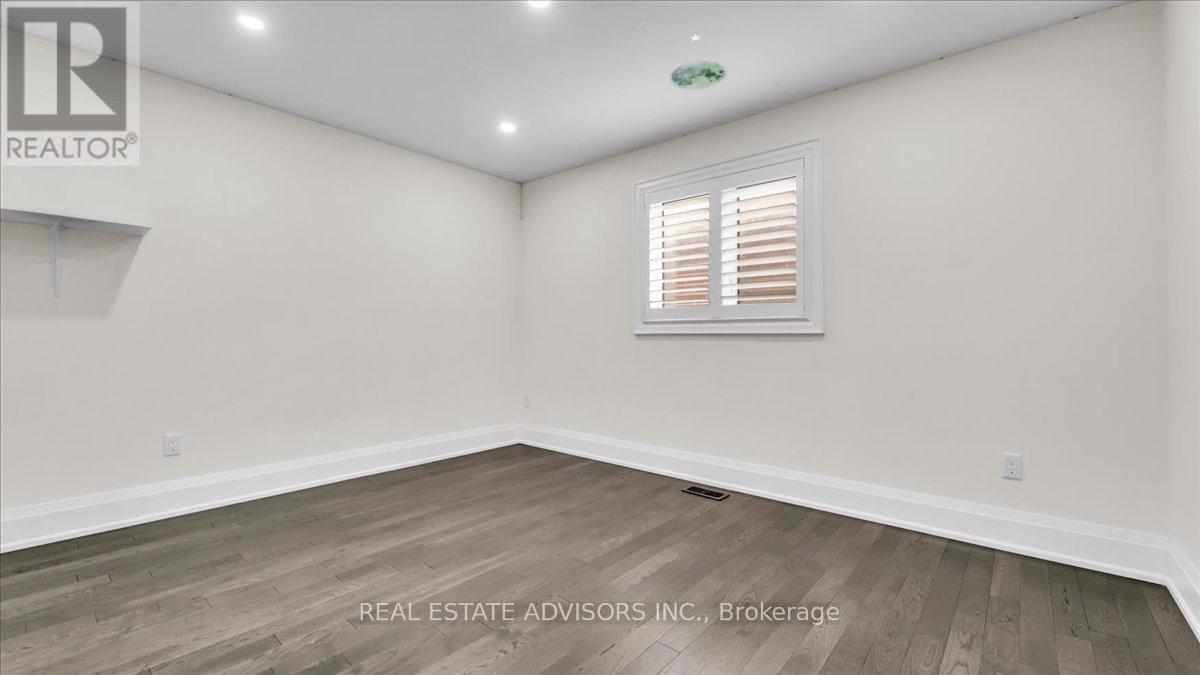 7 Ferdinand Drive, Brampton, Ontario  L6Y 0E4 - Photo 34 - W12573462