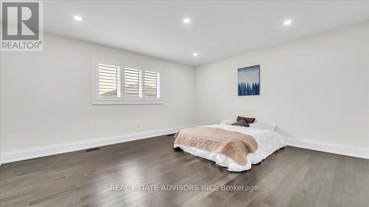 7 Ferdinand Drive, Brampton, Ontario  L6Y 0E4 - Photo 25 - W12573462