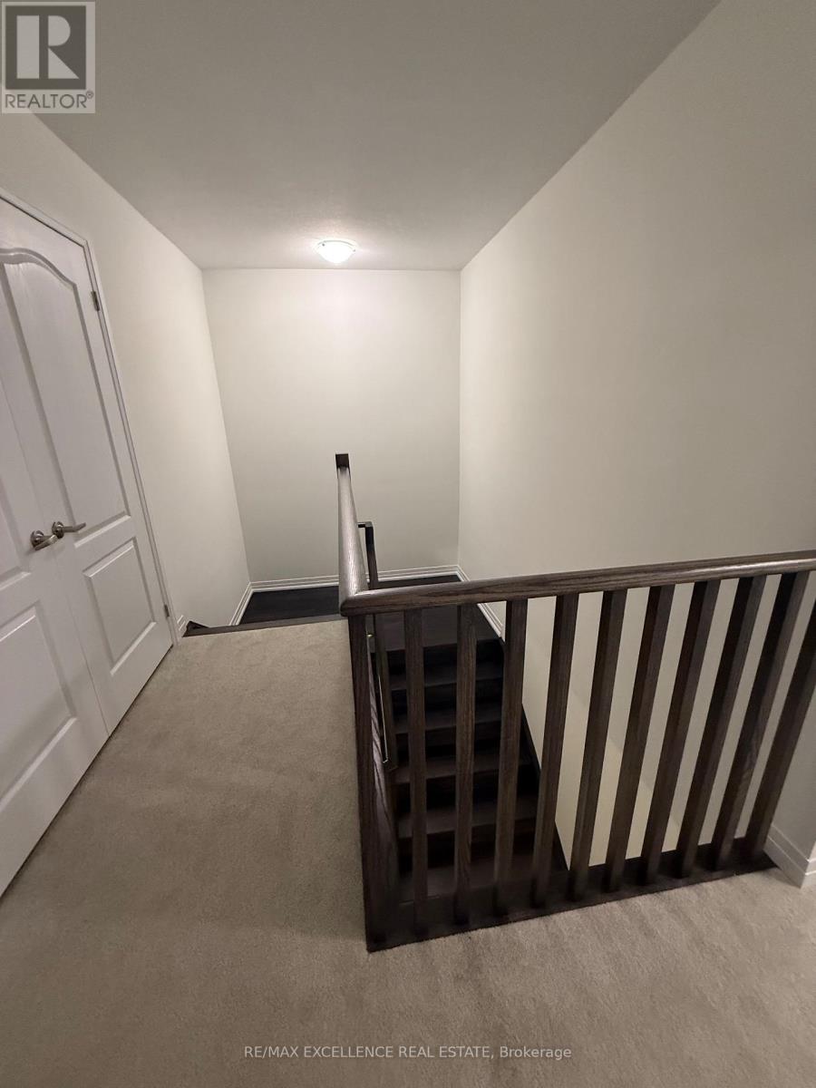 116 Velvet Way, Thorold, Ontario  L2V 0P3 - Photo 9 - X12574886