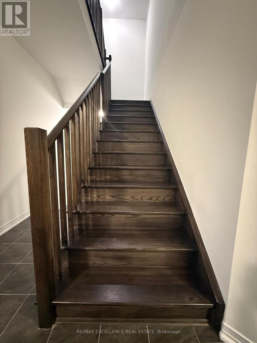 116 Velvet Way, Thorold, Ontario  L2V 0P3 - Photo 7 - X12574886