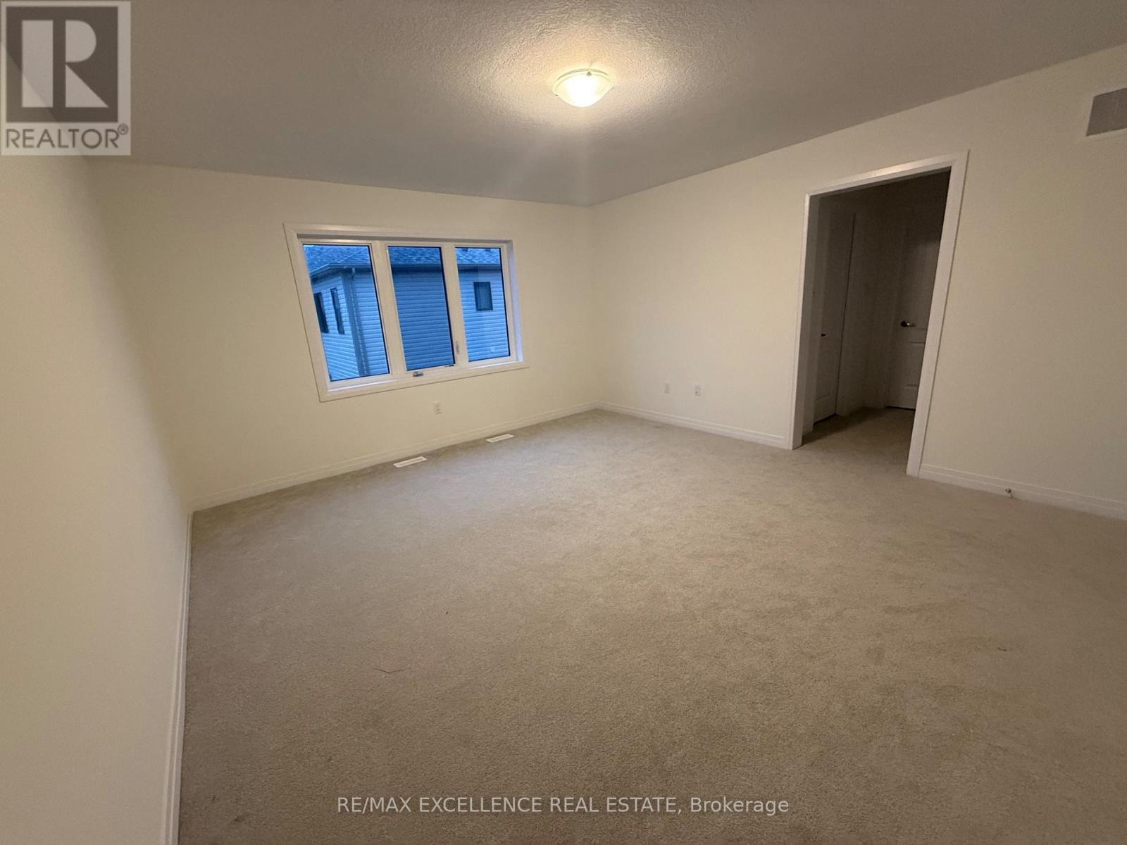 116 Velvet Way, Thorold, Ontario  L2V 0P3 - Photo 14 - X12574886