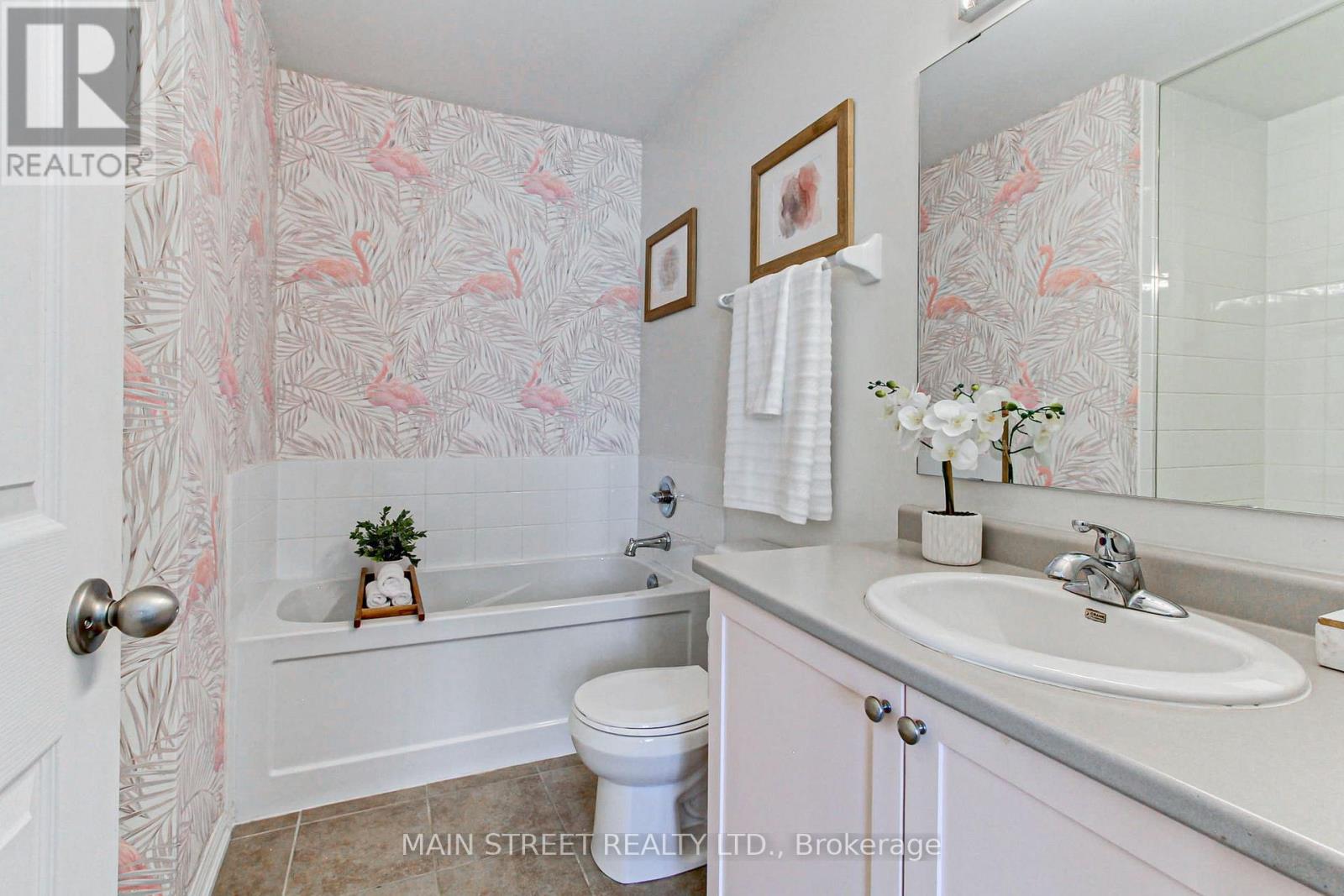 15949 Bayview Avenue, Aurora, Ontario  L4G 0S3 - Photo 10 - N12576122