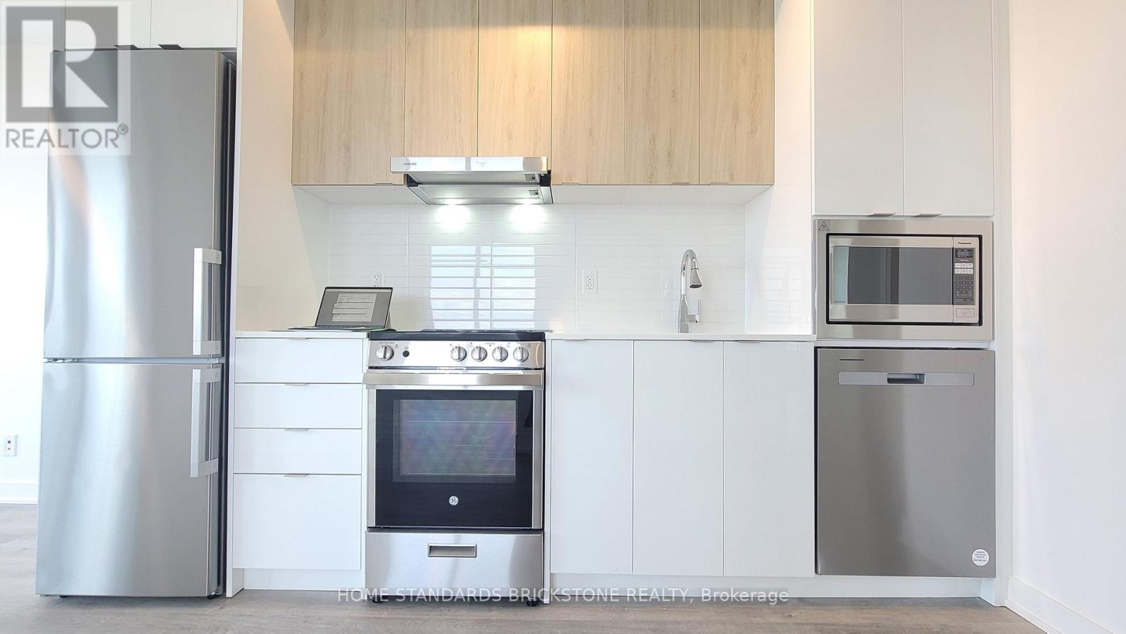 #b-2708 - 50 Upper Mall Way, Vaughan, Ontario  L4J 4P8 - Photo 6 - N12576128