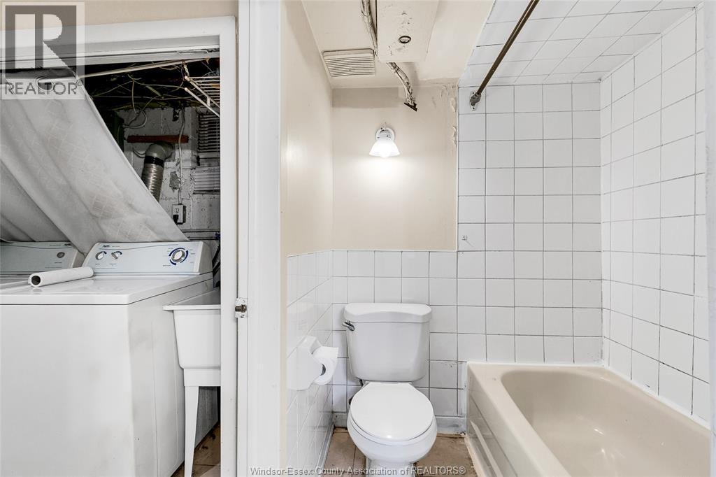 390 Partington, Windsor, Ontario  N9B 2N5 - Photo 22 - 25030599