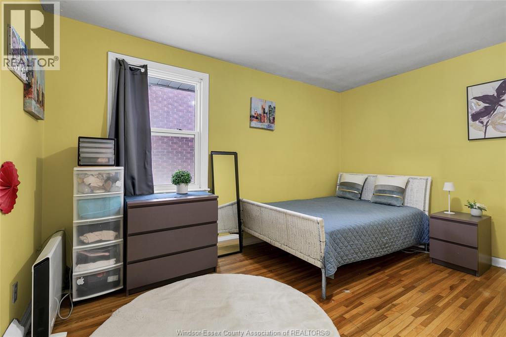 390 Partington, Windsor, Ontario  N9B 2N5 - Photo 7 - 25030599