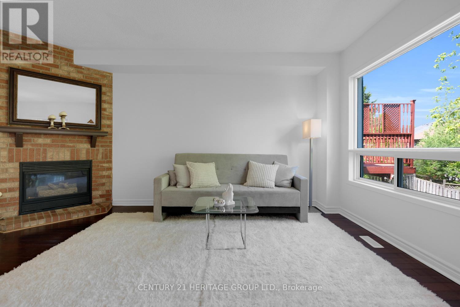 431 Carruthers Avenue, Newmarket, Ontario  L3X 2C1 - Photo 7 - N12576200