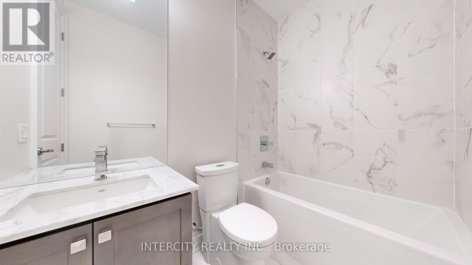 Ph07 - 9075 Jane Street, Vaughan, Ontario  L4K 0L7 - Photo 33 - N12576204