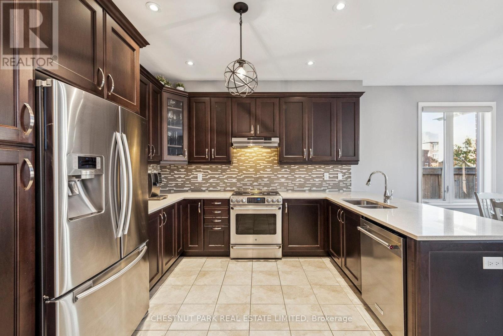 67 Hatton Garden Road, Vaughan, Ontario  L4H 3P8 - Photo 8 - N12576206