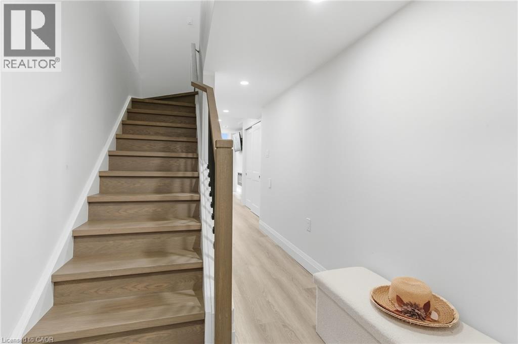 18 Mia Drive, Hamilton, Ontario  L9B 0K1 - Photo 27 - 40790521