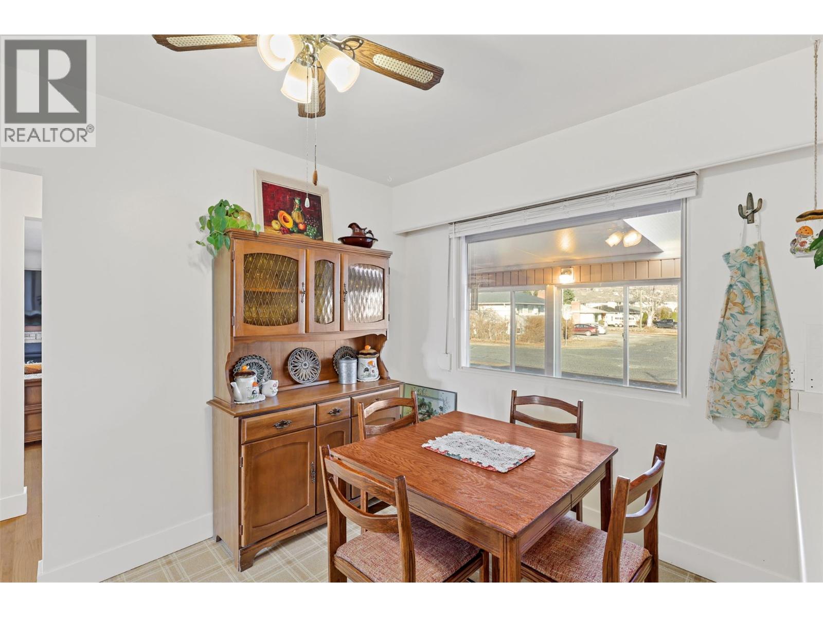 855 Renfrew Avenue, Kamloops, British Columbia  V2B 3X3 - Photo 10 - 10369857