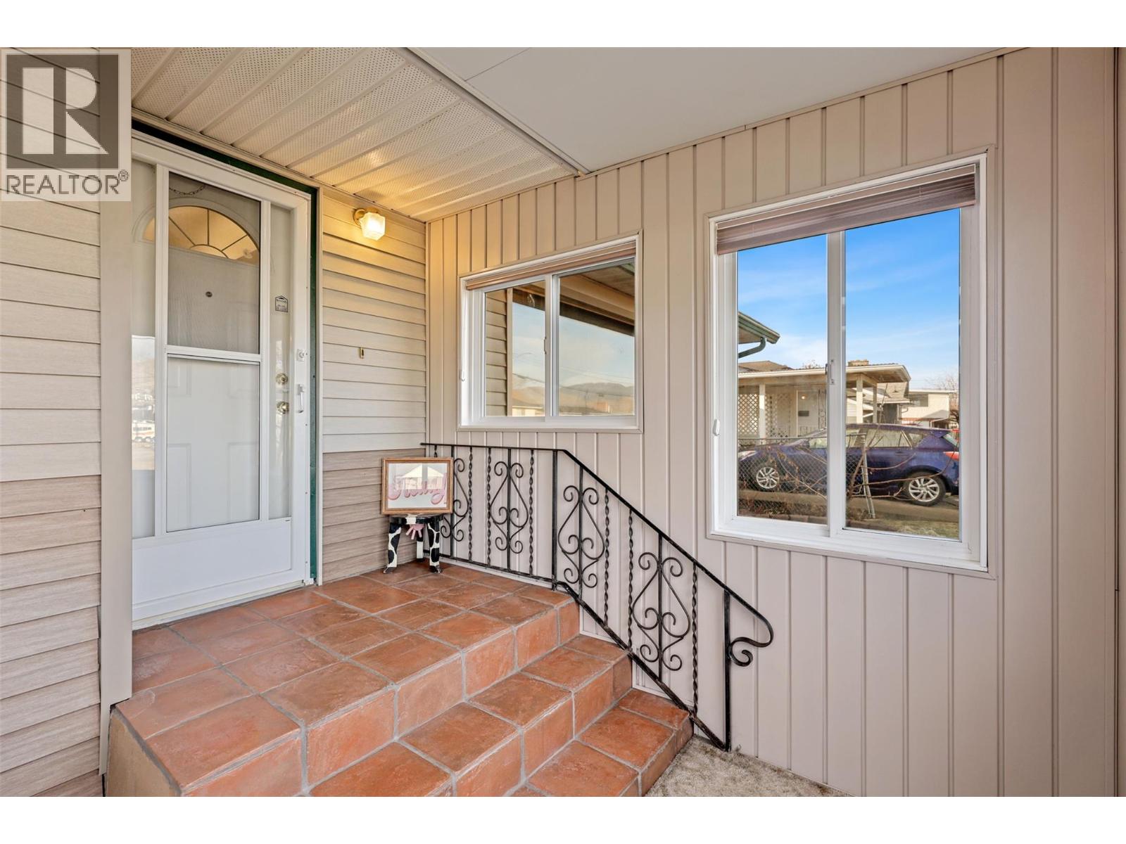 855 Renfrew Avenue, Kamloops, British Columbia  V2B 3X3 - Photo 16 - 10369857