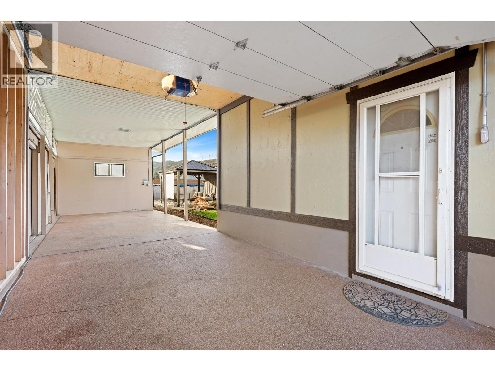 855 Renfrew Avenue, Kamloops, British Columbia  V2B 3X3 - Photo 33 - 10369857