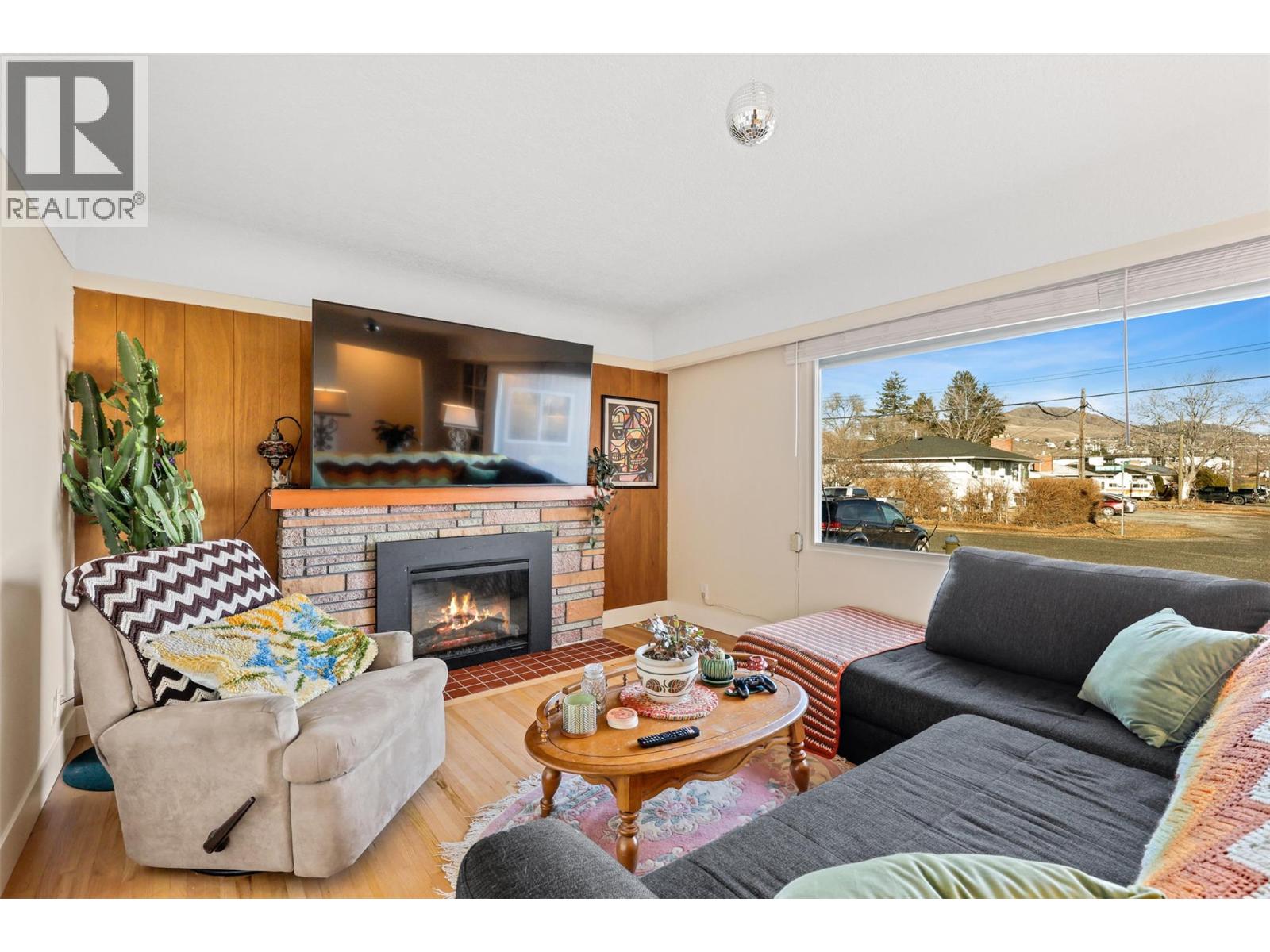 855 Renfrew Avenue, Kamloops, British Columbia  V2B 3X3 - Photo 5 - 10369857