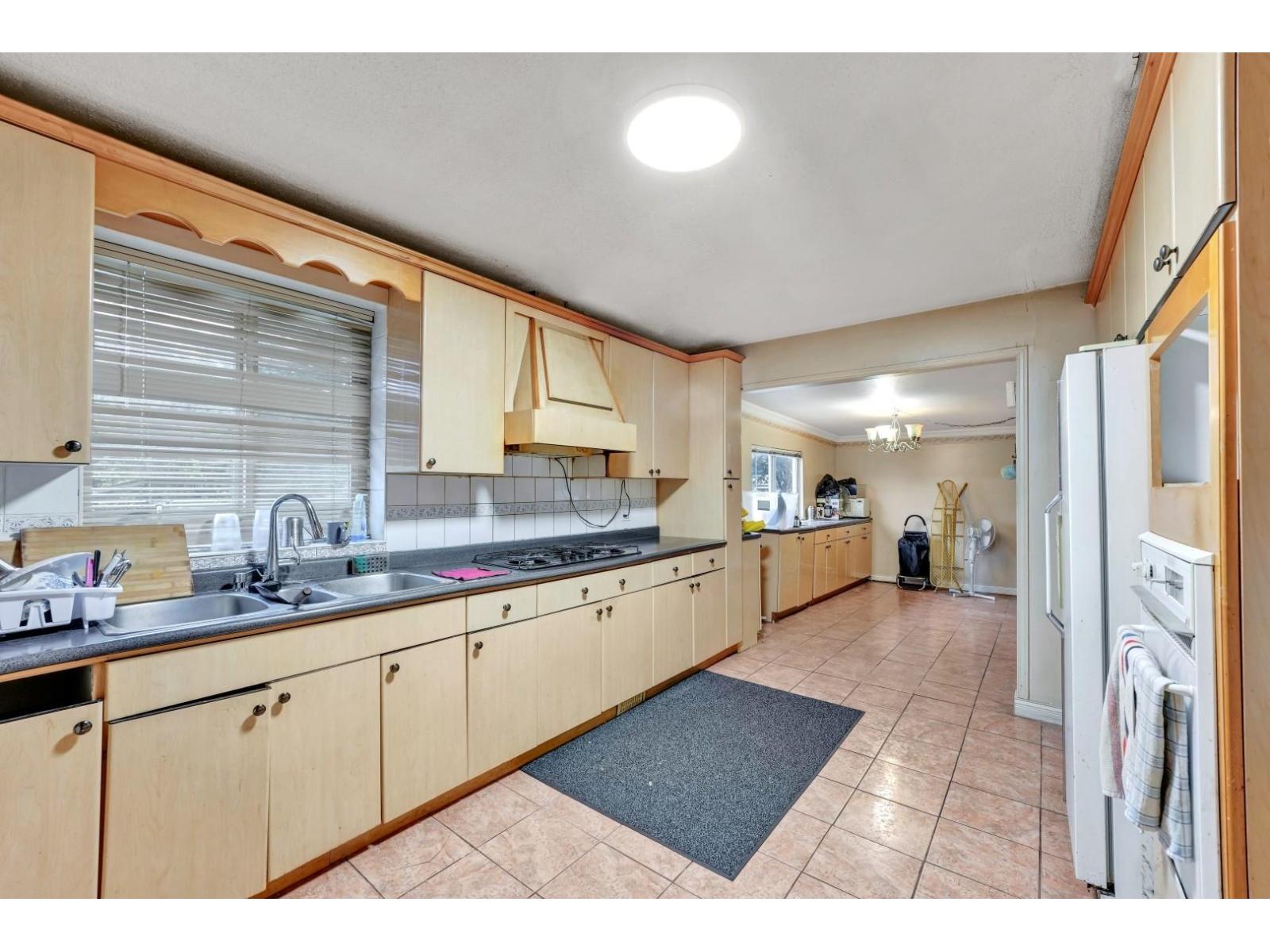 7910 124 Street, Surrey, British Columbia  V3W 3X6 - Photo 13 - R3070005