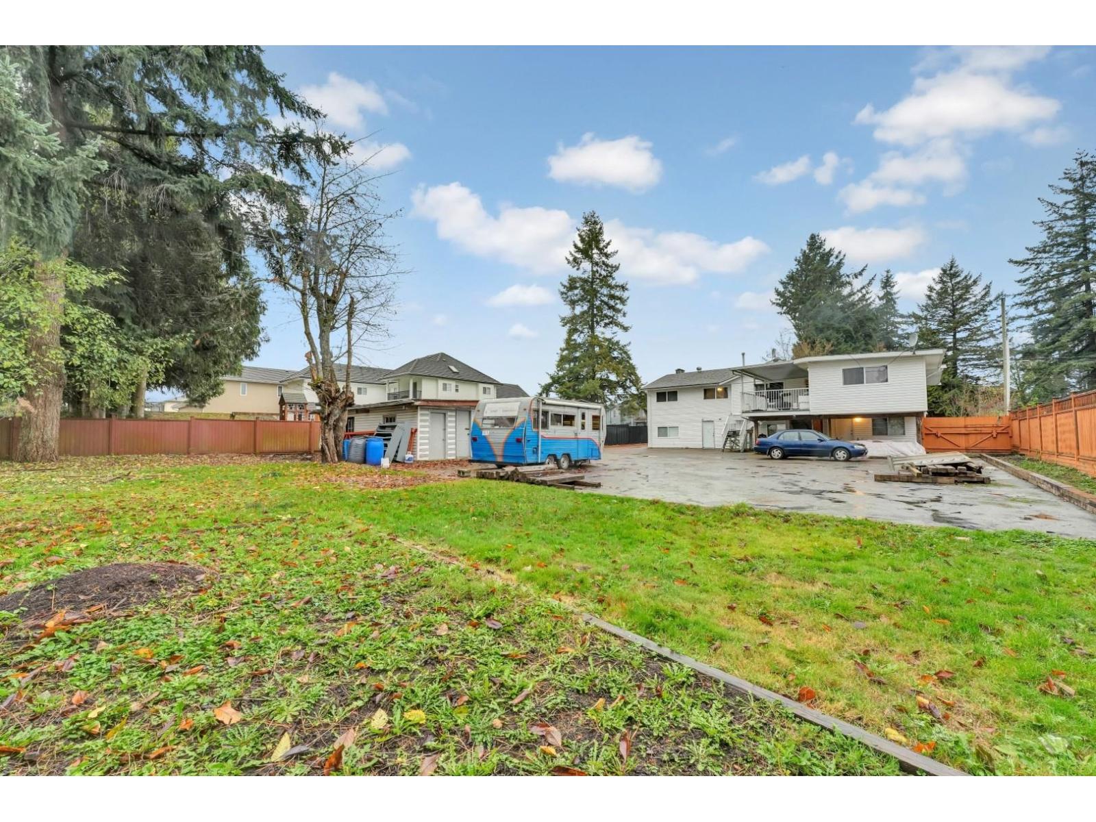 7910 124 Street, Surrey, British Columbia  V3W 3X6 - Photo 3 - R3070005