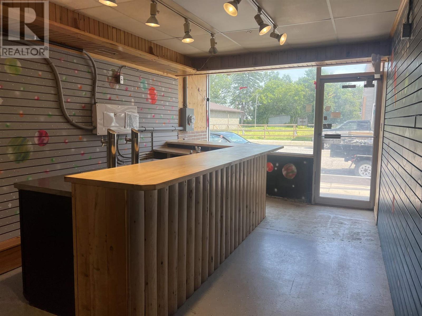 160 Main St, Thessalon, Ontario  P0R 1L0 - Photo 3 - SM252221