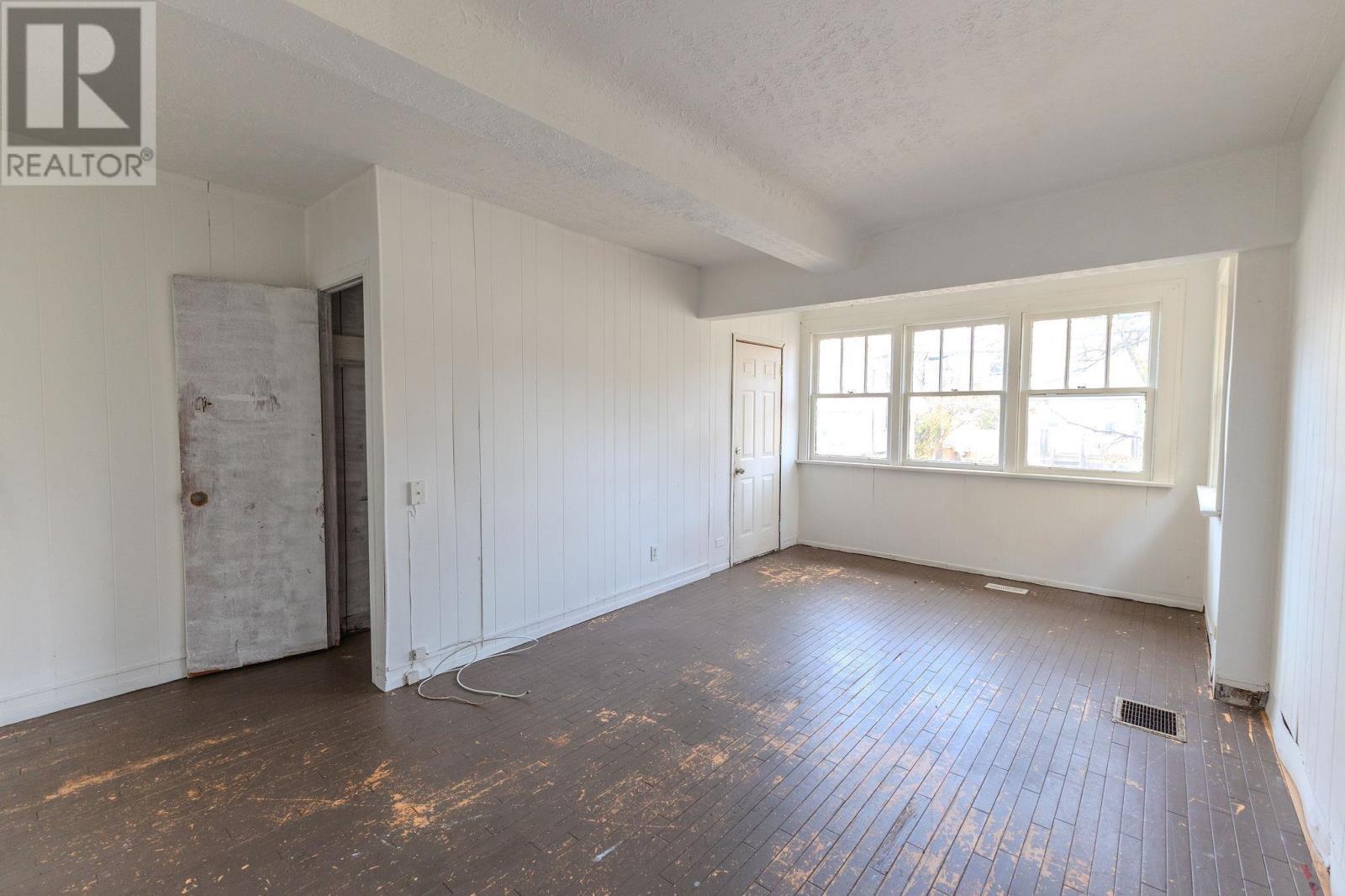 184 Elgin St, Sault Ste. Marie, Ontario  P6A 2Z1 - Photo 16 - SM253148