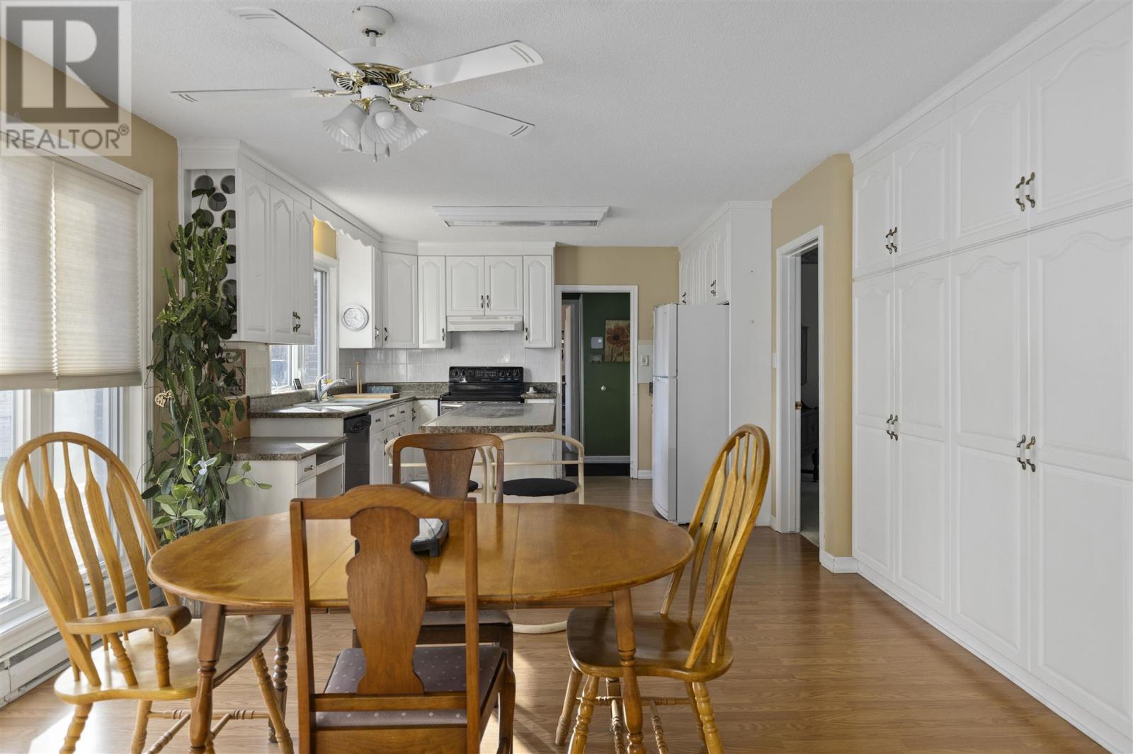 32 Welcome Ave, Sault Ste. Marie, Ontario  P6A 5A5 - Photo 11 - SM253335