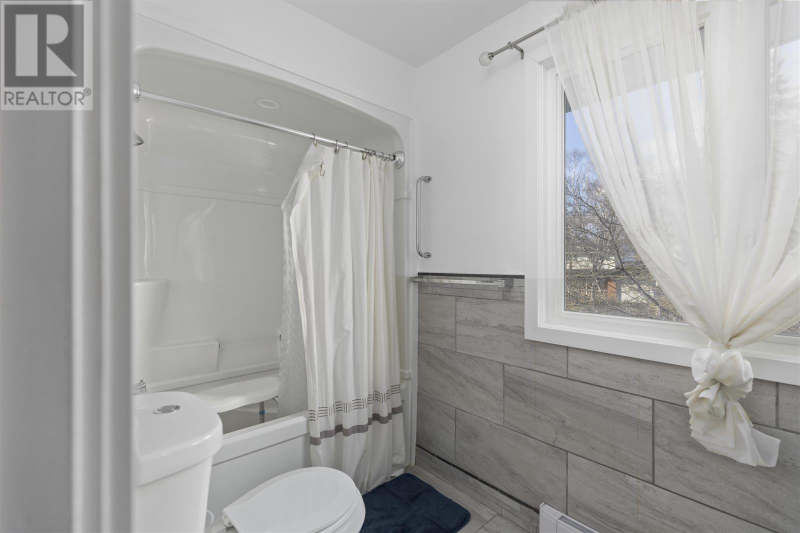 32 Welcome Ave, Sault Ste. Marie, Ontario  P6A 5A5 - Photo 25 - SM253335