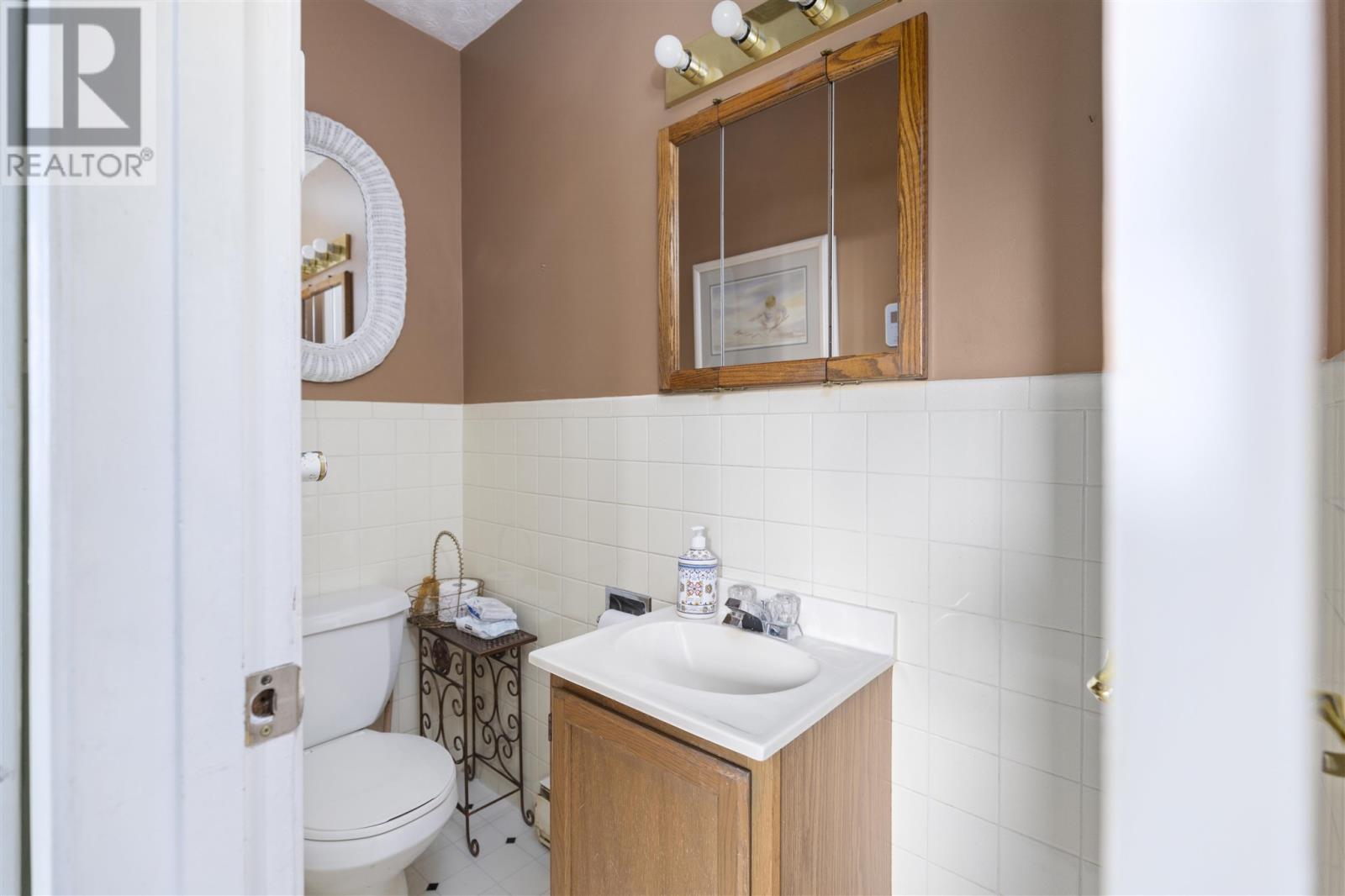 32 Welcome Ave, Sault Ste. Marie, Ontario  P6A 5A5 - Photo 19 - SM253335