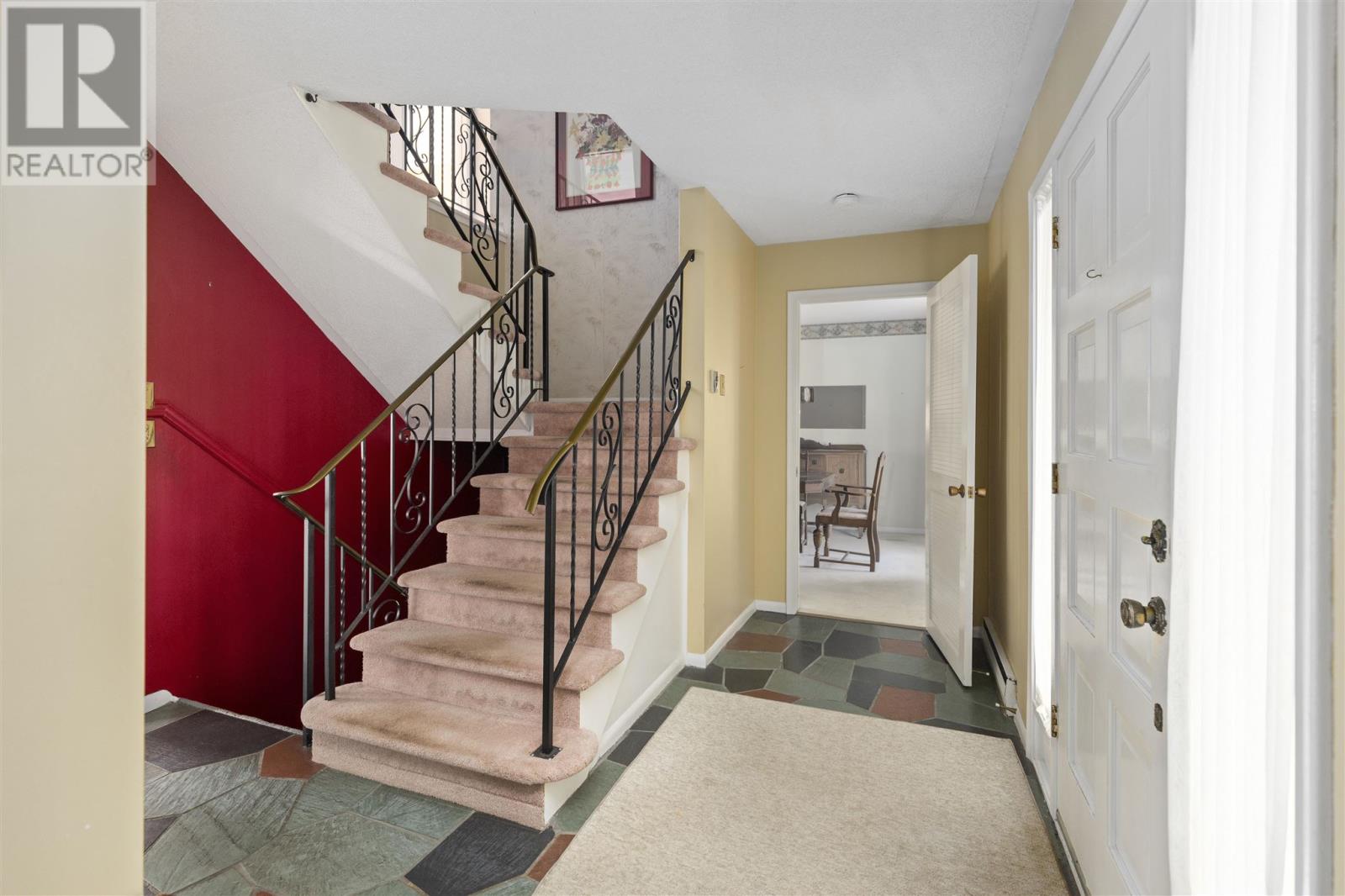 32 Welcome Ave, Sault Ste. Marie, Ontario  P6A 5A5 - Photo 3 - SM253335