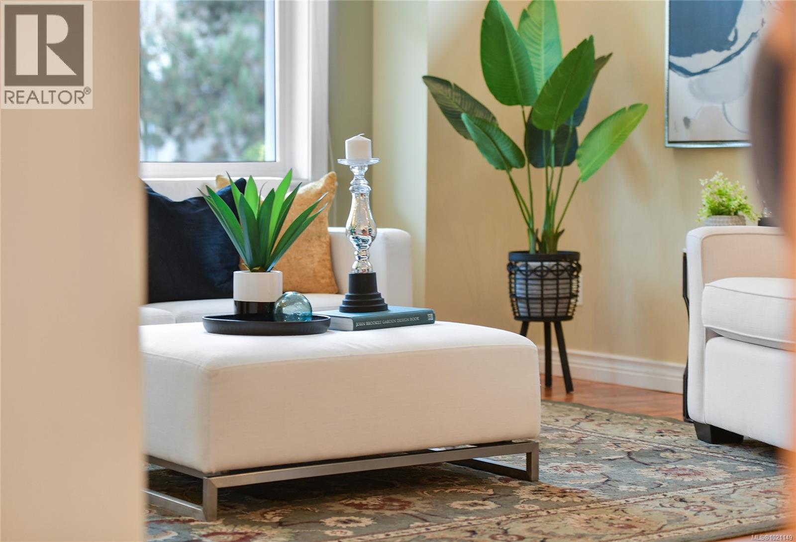 1 1515 Camosun St, Victoria, British Columbia  V8T 3E3 - Photo 4 - 1021149