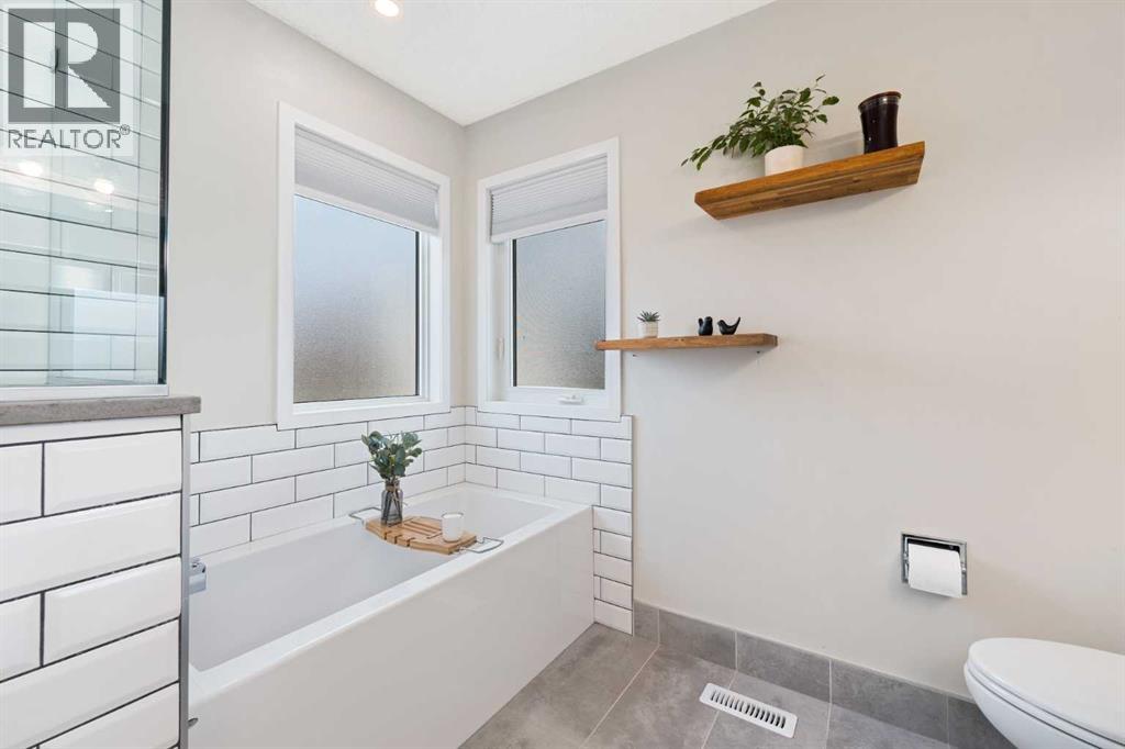 103 Sunset Place, Okotoks, Alberta  T1S 1M6 - Photo 23 - A2271583