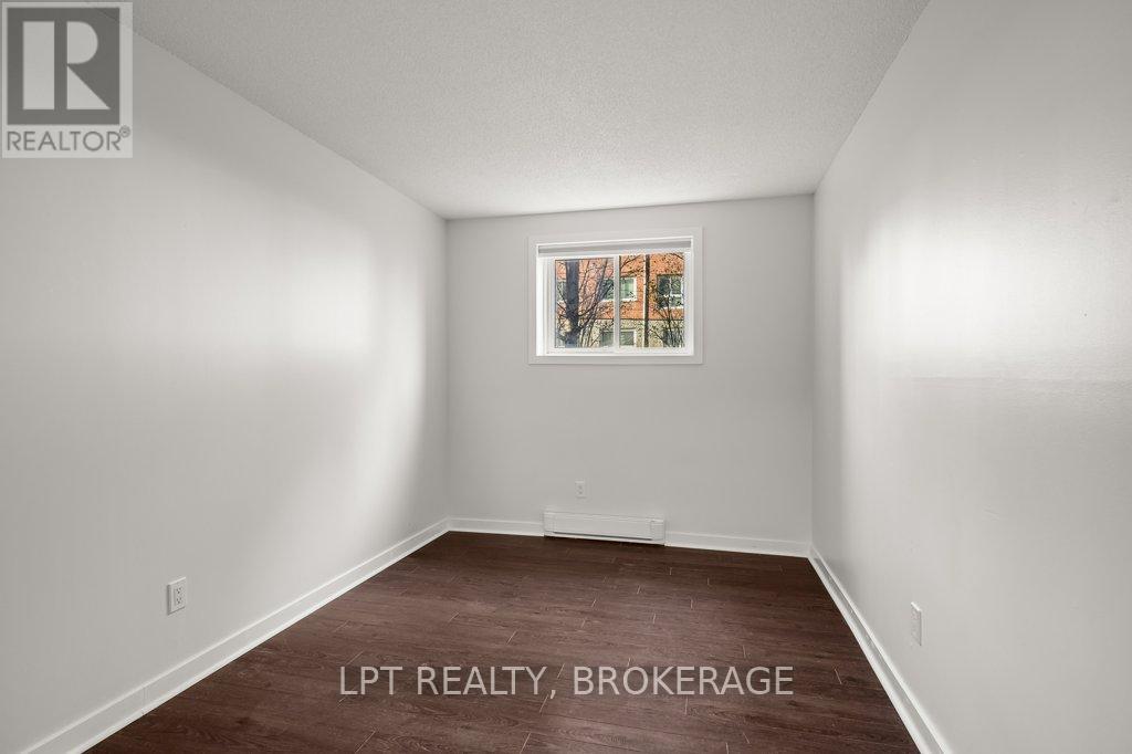 107 - 310 Kingsdale Avenue, Kingston, Ontario  K7M 8S1 - Photo 12 - X12576322