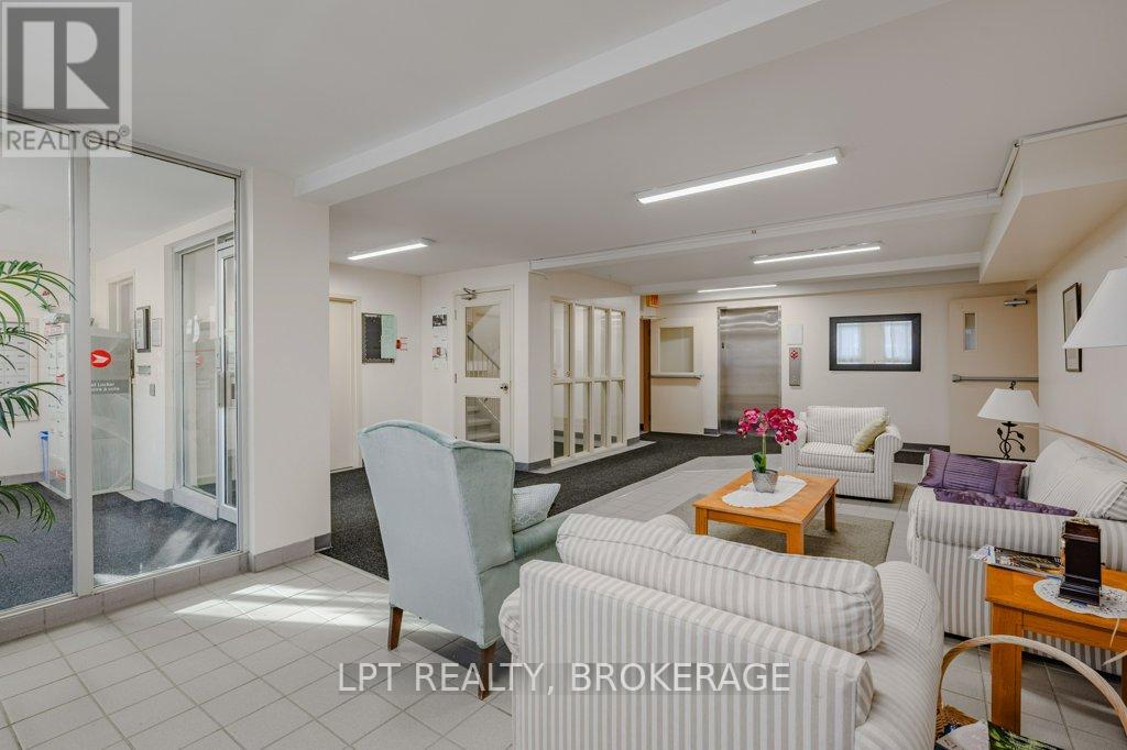 107 - 310 Kingsdale Avenue, Kingston, Ontario  K7M 8S1 - Photo 17 - X12576322