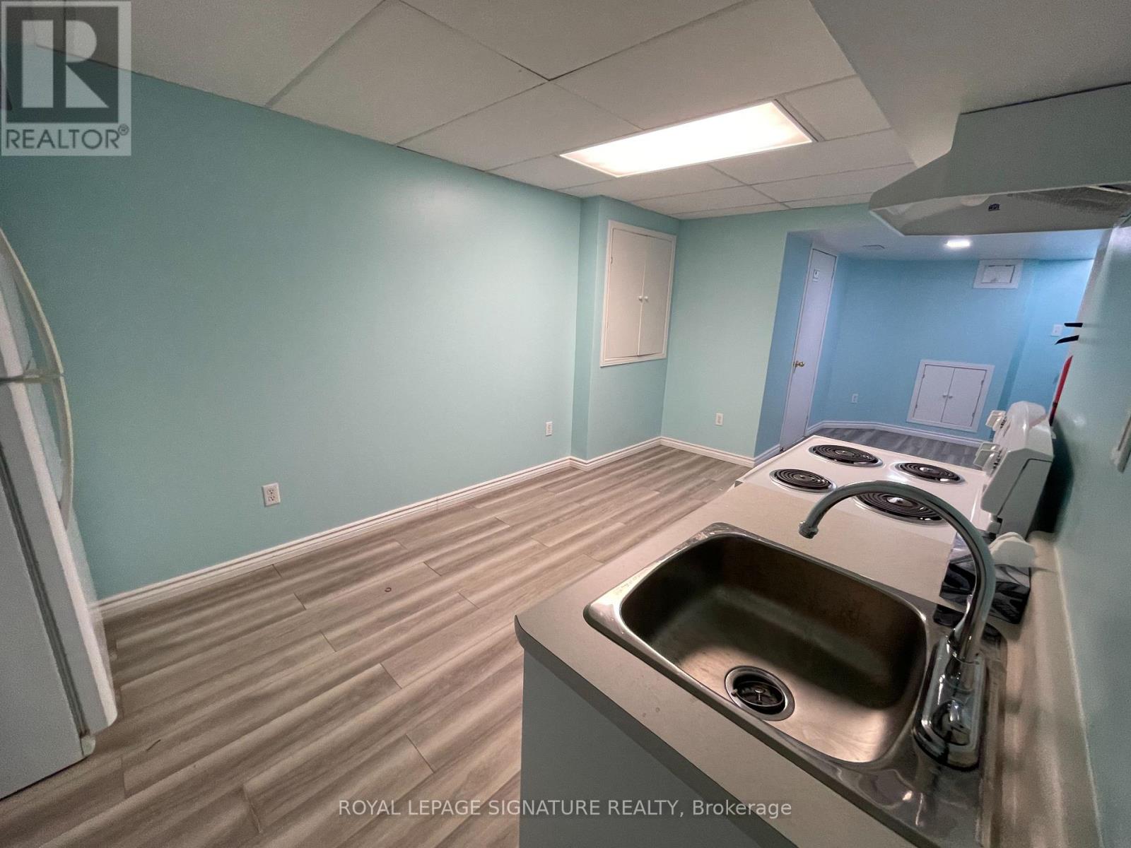 Basement Apartment - 76 Piperbrook Crescent, Toronto, Ontario  M1E 5G9 - Photo 16 - E12574296