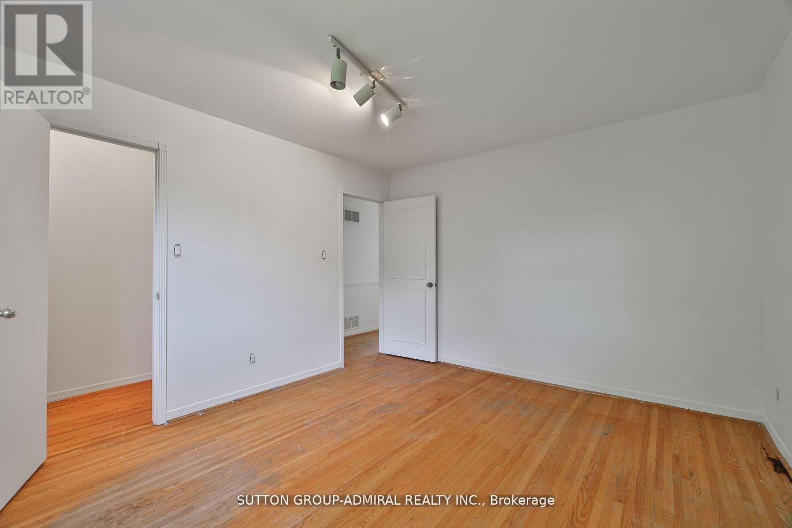 22 Cobblestone Drive, Markham, Ontario  L3T 4E4 - Photo 38 - N12554226