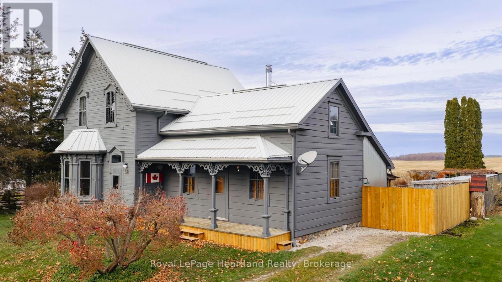 38 Albert Street, Ashfield-Colborne-Wawanosh, Ontario  N0M 1R0 - Photo 2 - X12576314