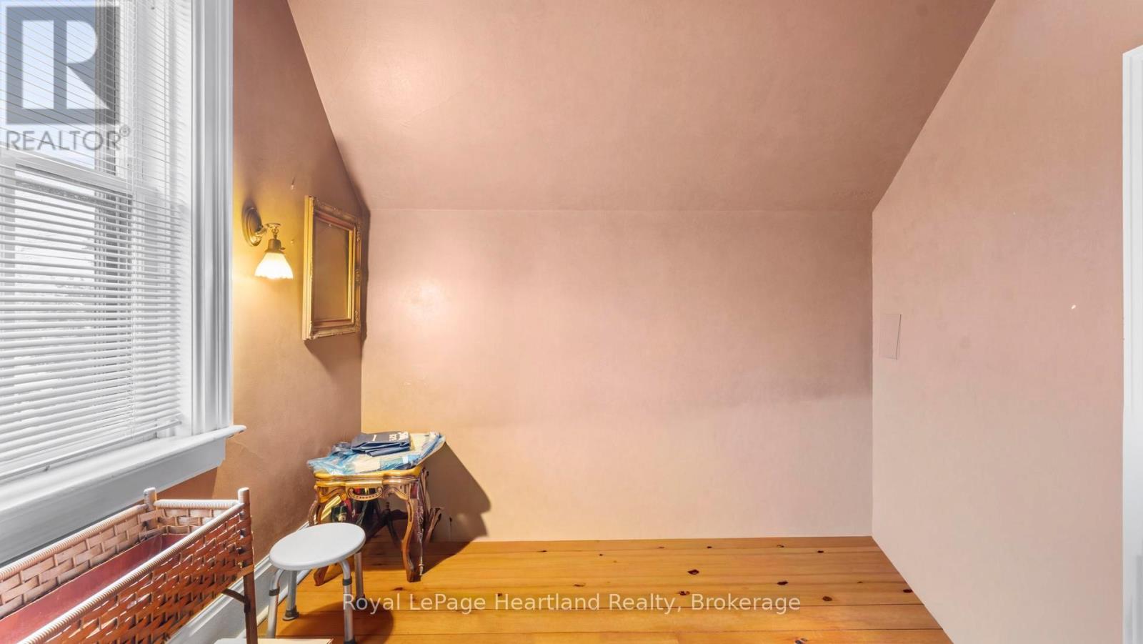 38 Albert Street, Ashfield-Colborne-Wawanosh, Ontario  N0M 1R0 - Photo 22 - X12576314