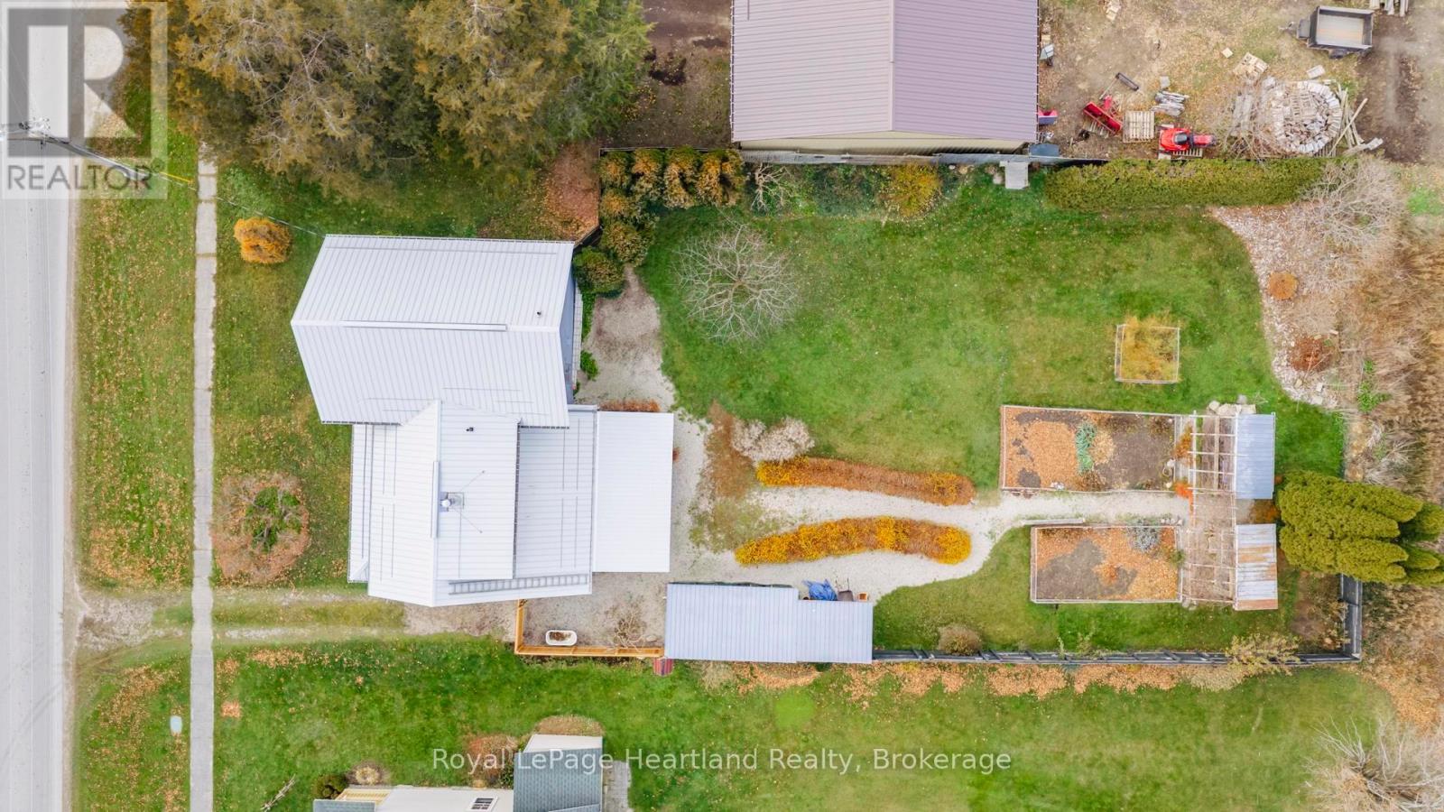 38 Albert Street, Ashfield-Colborne-Wawanosh, Ontario  N0M 1R0 - Photo 42 - X12576314