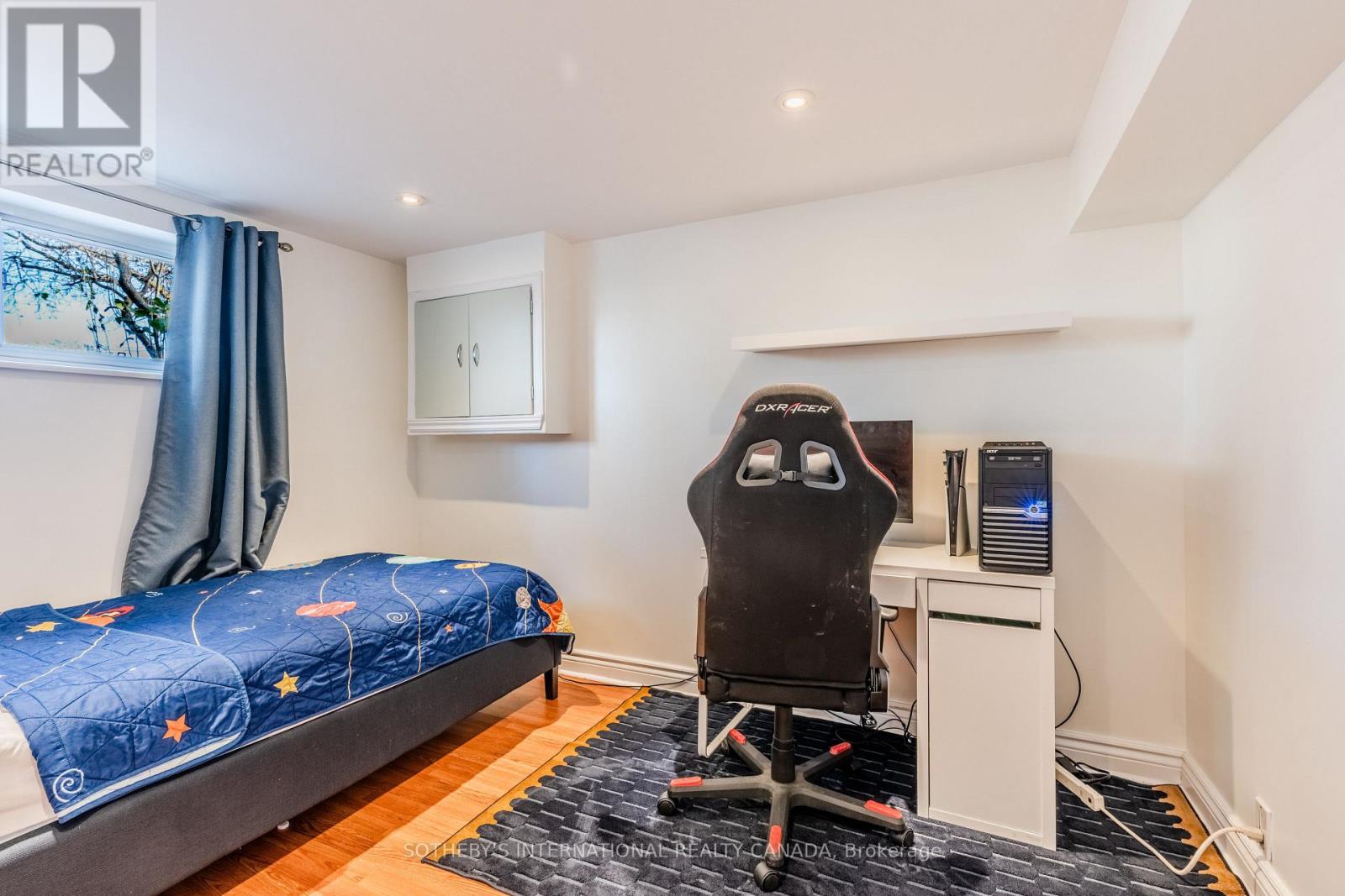 11 Buckhorn Place, Toronto, Ontario  M9V 2P3 - Photo 21 - W12575818