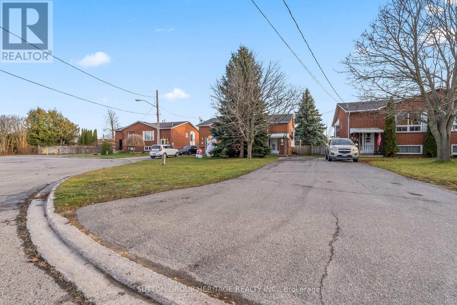 461 Burnham Manor Court, Cobourg, Ontario  K9A 5B9 - Photo 2 - X12574108