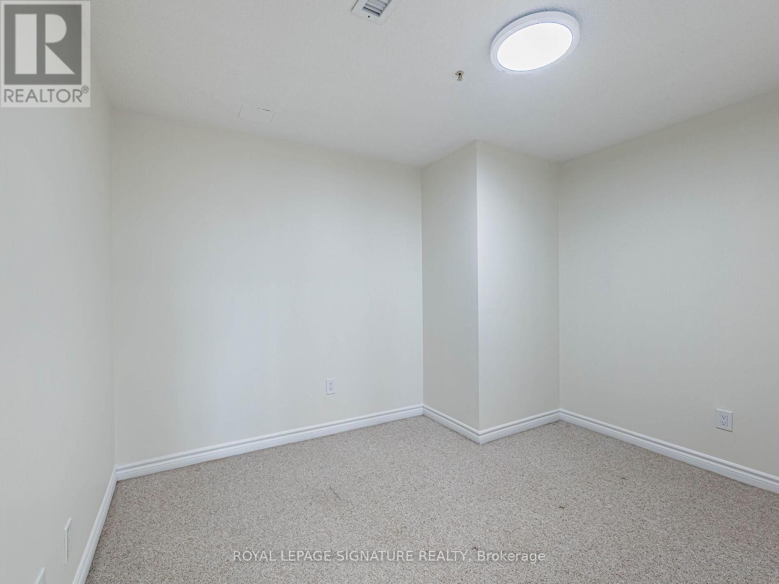 202 - 3531 Lake Shore Boulevard, Toronto, Ontario  M8W 1P4 - Photo 21 - W12576074