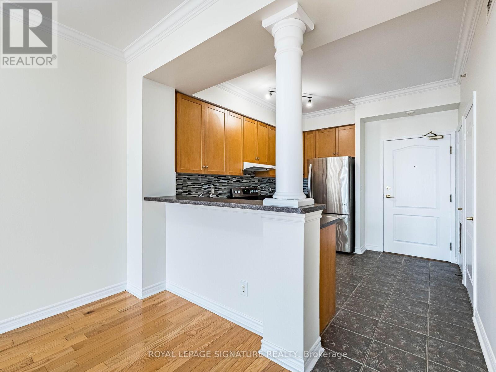 202 - 3531 Lake Shore Boulevard, Toronto, Ontario  M8W 1P4 - Photo 8 - W12576074