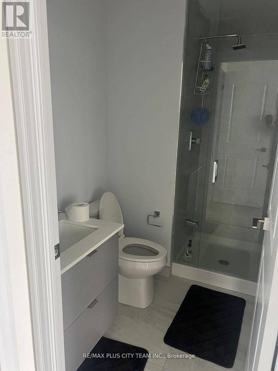 2709 - 36 Elm Drive W, Mississauga, Ontario  L5B 0N3 - Photo 7 - W12576076