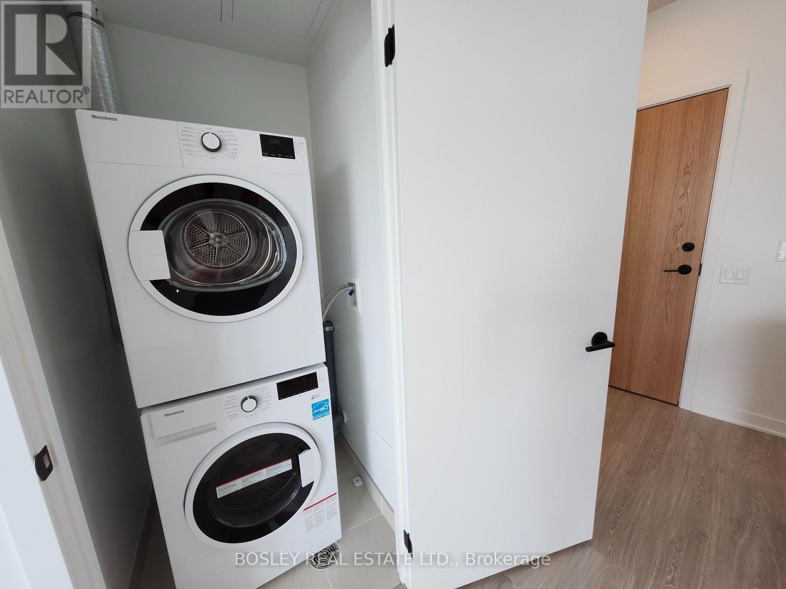 806 - 2495 Eglinton Avenue W, Mississauga, Ontario  L5M 2V8 - Photo 12 - W12576078