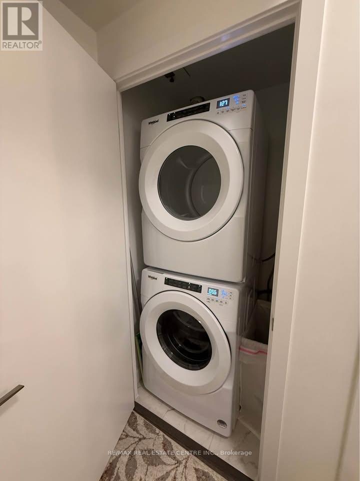 212 - 1440 Clarriage Court, Milton, Ontario  L9T 2X5 - Photo 16 - W12576086