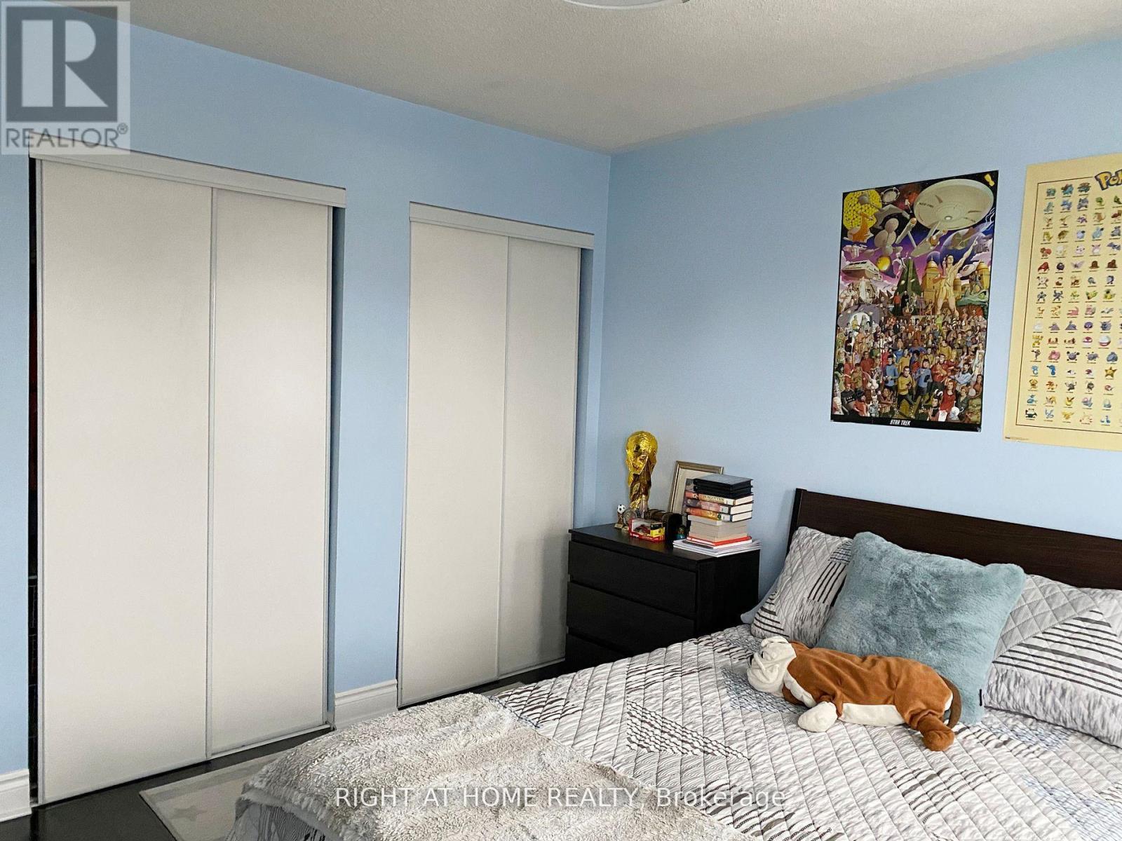 2346 Bankside Drive, Mississauga, Ontario  L5M 6E2 - Photo 8 - W12576098