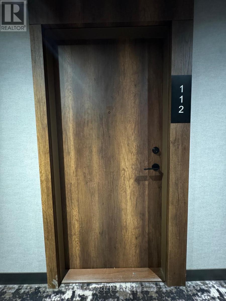 112 - 251 Manitoba Street, Toronto, Ontario  M8Y 4G9 - Photo 2 - W12576100