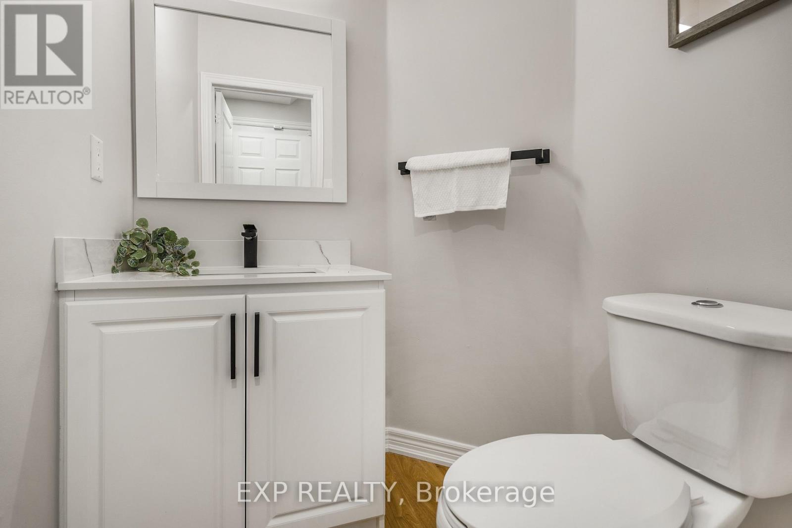 15 Freesia Road, Brampton, Ontario  L7A 0L6 - Photo 14 - W12576116