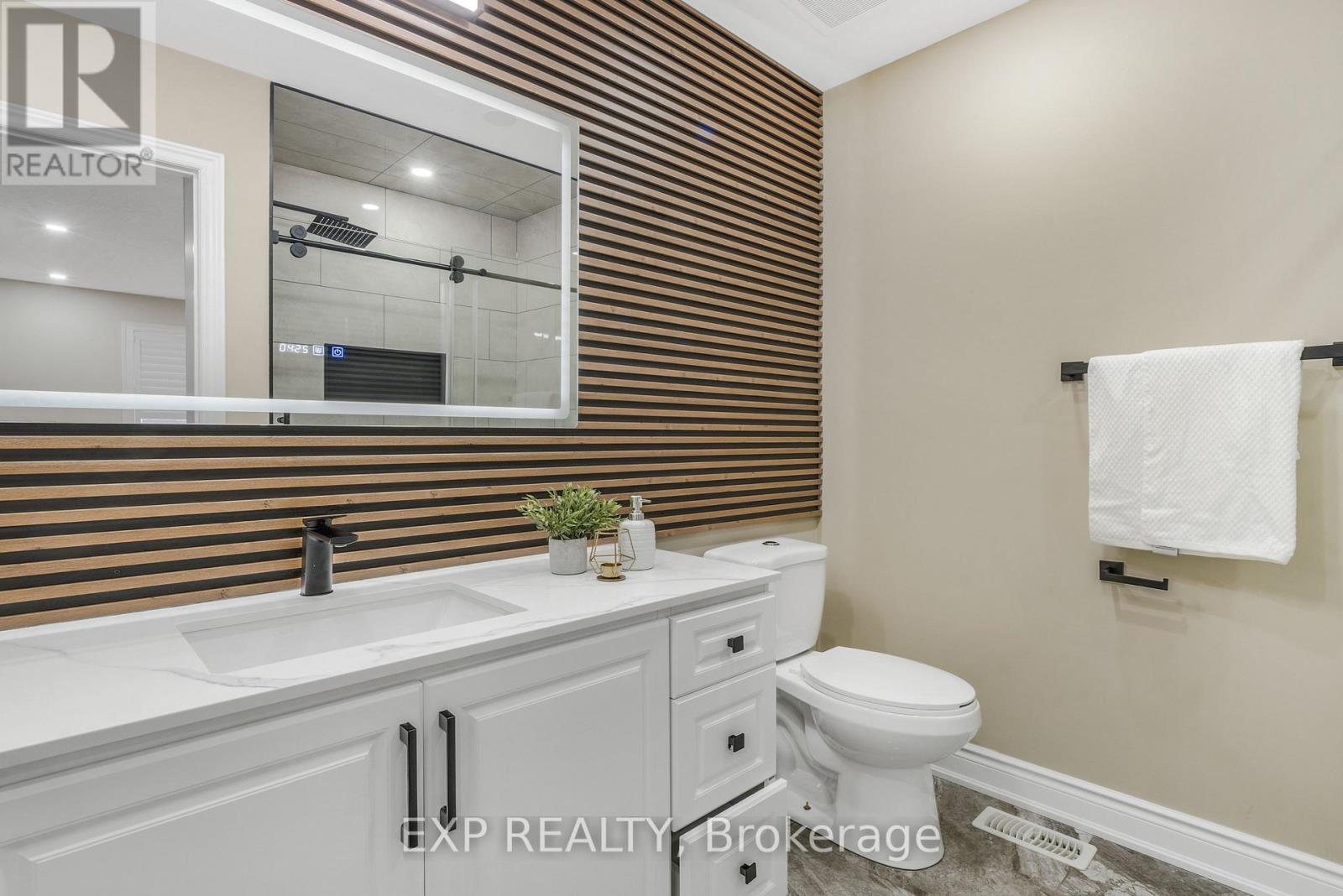 15 Freesia Road, Brampton, Ontario  L7A 0L6 - Photo 23 - W12576116